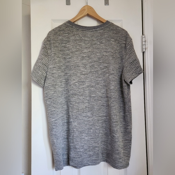 Goodfellow & Company short sleeved T-Shirt size L - Picture 2 of 6